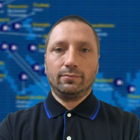 IH Team_Adam-b IH Team_Adam-b